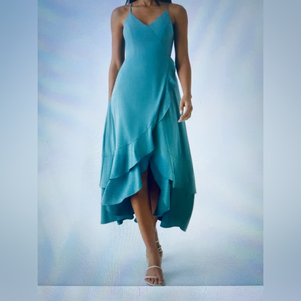 MEDIUM.  HALARA BREEZEFUL LACE UP BACK RUFFLE HEM MAXI DRESS